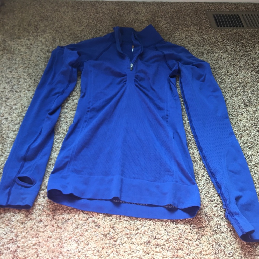 Lucy Half ZIP Top. XS